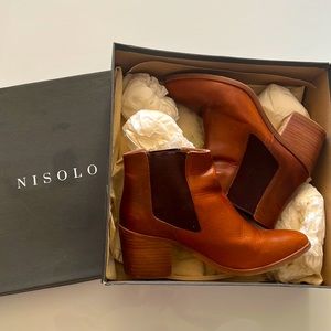 Nisolo Heeled Chelsea Boot